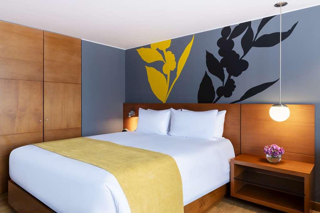 Avani Royal Zona T Bogota Hotel Room photo